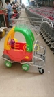Καροτσάκι αγορών υπεραγορών παιδιών κινούμενων σχεδίων με το αυτοκίνητο παιχνιδιών και το κάθισμα μωρών